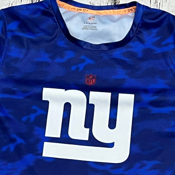 New York Giants NFL Football Sports Jersey Athletic Shirt - Picture 3 of 4